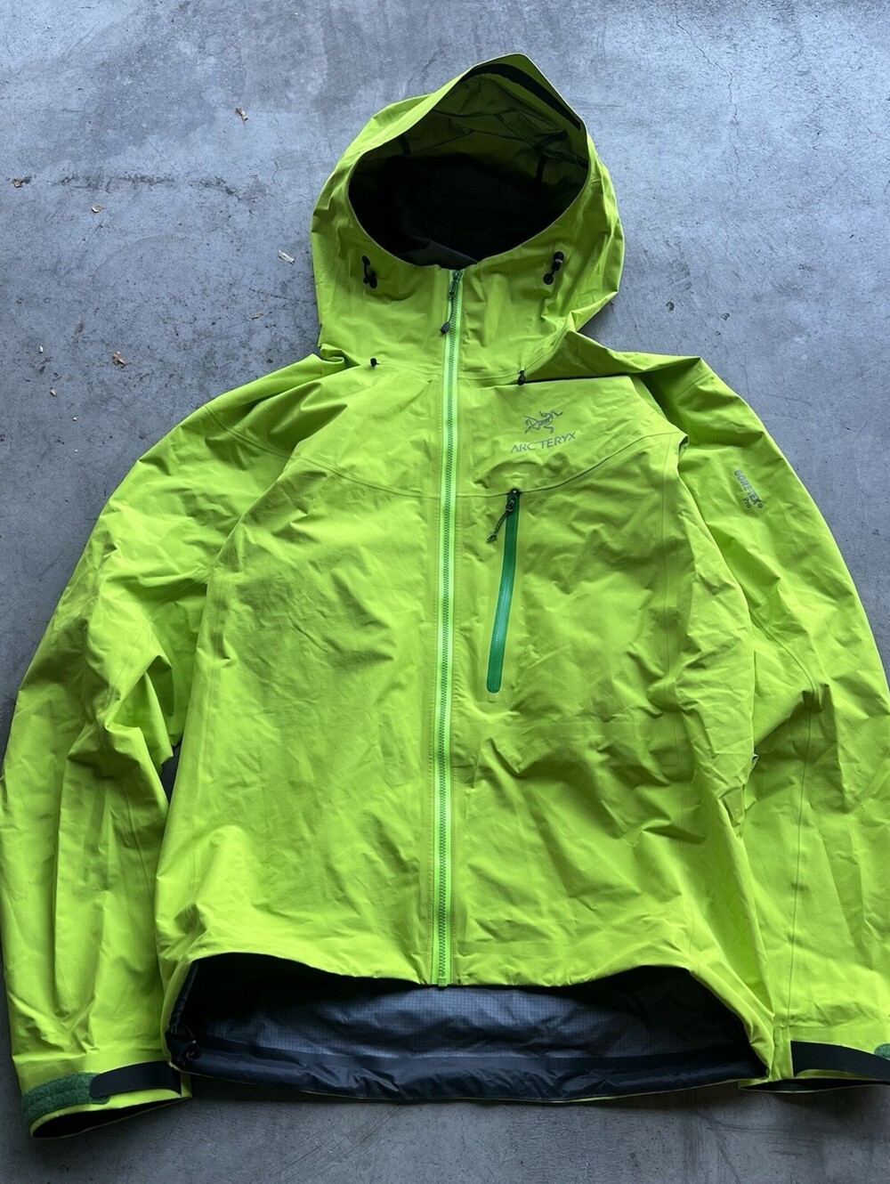 Arc’teryx Men’s Alpha FL GoreTex Pro Jacket Size Medium M Neon Green